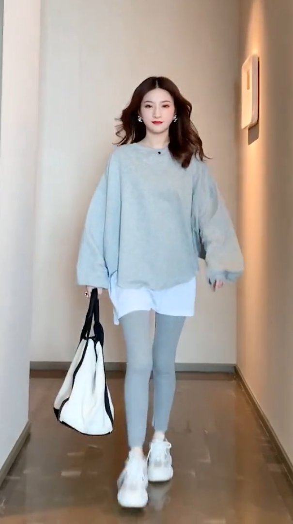 抖音代运营案例：女王搭配社  153.5W